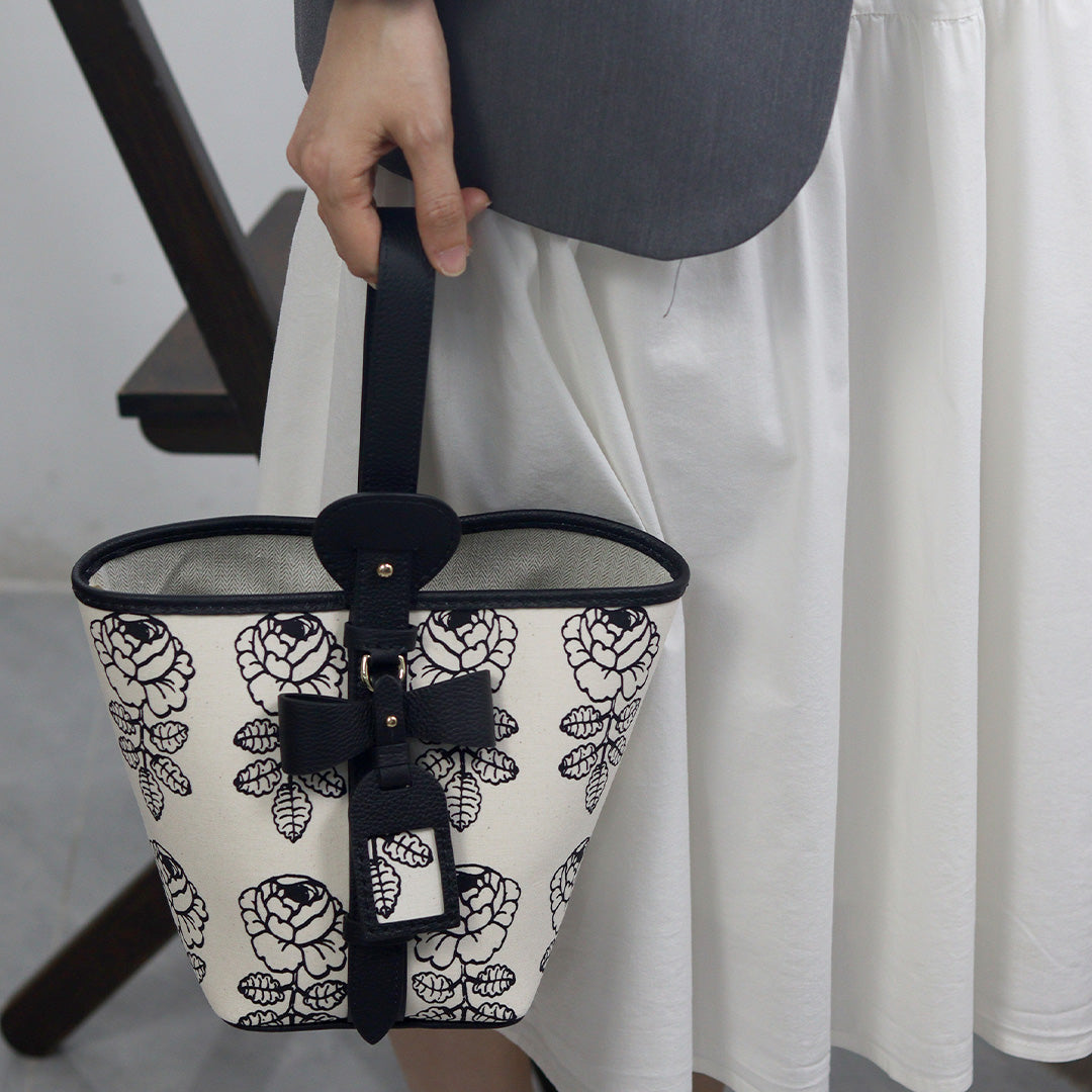 Fingerart Leather DIY Hand-Sewn Bag Kit – Bownot Accent Leather & Fabric Bag