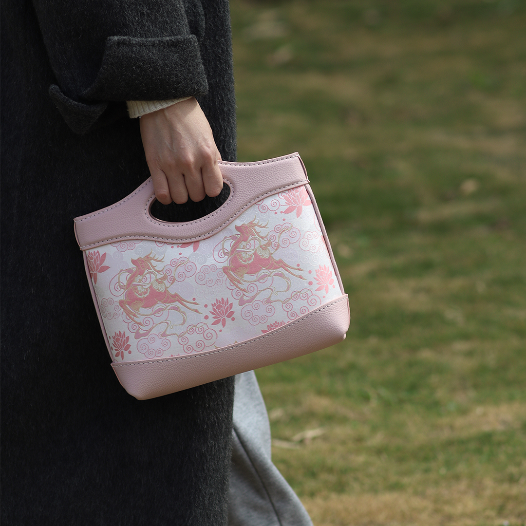 FingerArt Leather Crossbody and Handheld Cookie Bag DIY Kit