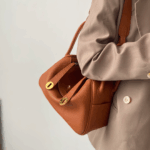 Large Lindy bag-party (1)